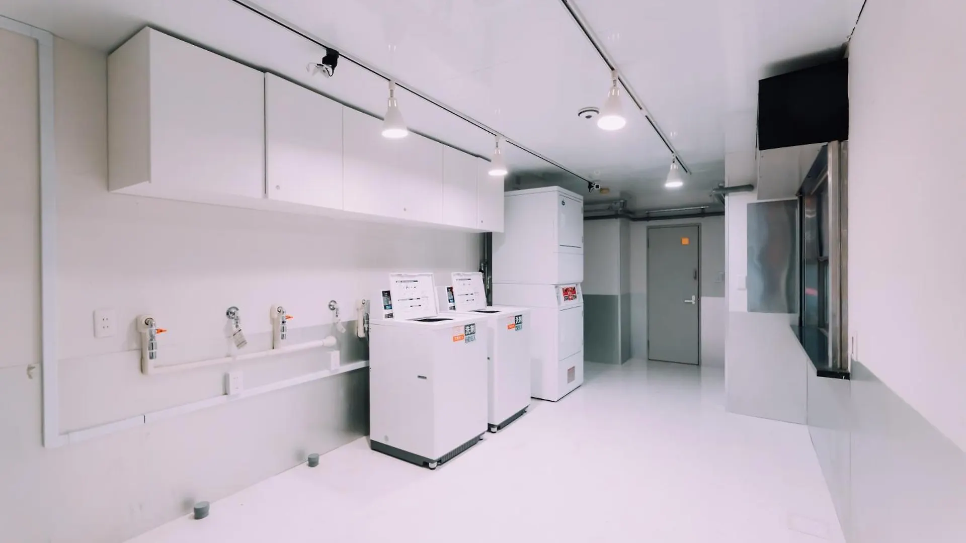 Minimalist Loft Namba Compact Studio With A 24-Hour Gym Ma603 Osaka 0*,  Japón